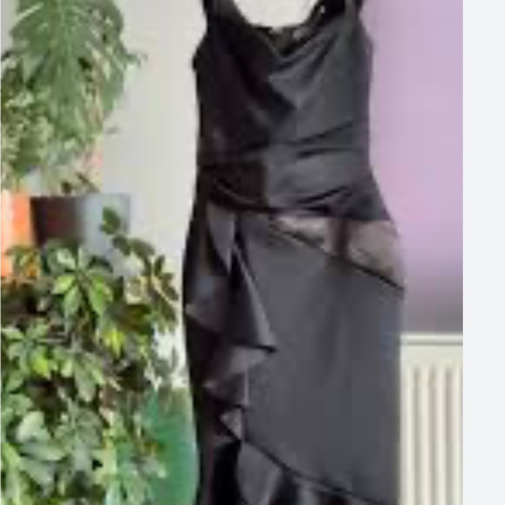 VENUS Black Asymmetrical Dress